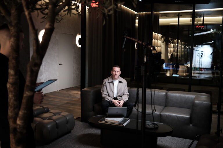 Video drives sign-ups for memberships, courses, and programs